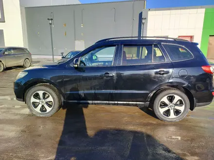 Hyundai Santa Fe 2012 года за 7 100 000 тг. в Астана – фото 2