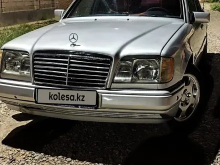 Mercedes-Benz E 280 1994 годаүшін2 700 000 тг. в Туркестан