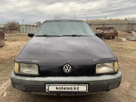 Volkswagen Passat 1991 года за 550 000 тг. в Уральск – фото 2