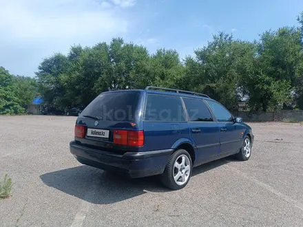 Volkswagen Passat 1994 года за 2 900 000 тг. в Есик – фото 5