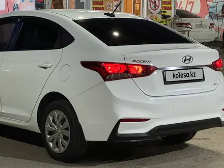 Hyundai Accent 2020 года за 7 200 000 тг. в Шымкент – фото 4
