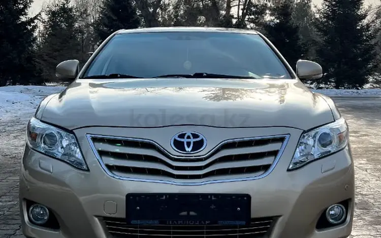 Toyota Camry 2010 года за 7 600 000 тг. в Павлодар