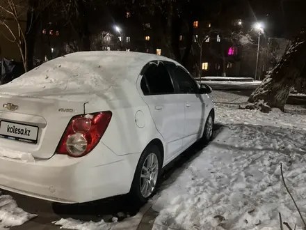 Chevrolet Aveo 2014 года за 3 900 000 тг. в Алматы – фото 5