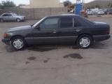 Mercedes-Benz E 200 1992 годаfor1 400 000 тг. в Жанатас – фото 3