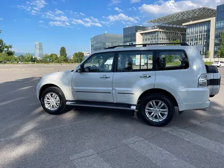 Mitsubishi Pajero 2019 года за 21 900 000 тг. в Алматы – фото 2