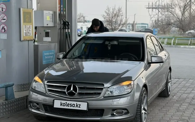 Mercedes-Benz C 200 2009 годаfor5 400 000 тг. в Тараз