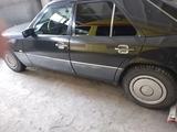 Mercedes-Benz E 200 1994 года за 1 750 000 тг. в Семей – фото 5