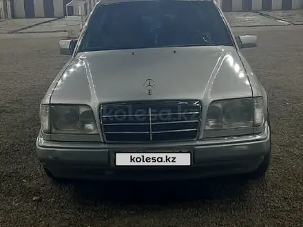 Mercedes-Benz E 200 1995 года за 2 000 000 тг. в Кызылорда – фото 2