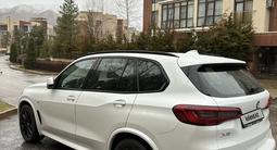 BMW X5 2019 года за 34 000 000 тг. в Алматы – фото 2