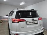 Toyota RAV4 2018 годаүшін13 200 000 тг. в Астана – фото 4