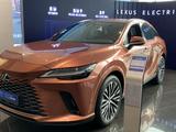 Lexus RX 450h Executive+ 2024 года за 48 200 000 тг. в Актобе
