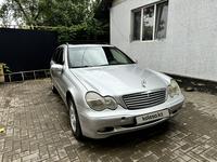 Mercedes-Benz C 220 2003 года за 3 800 000 тг. в Алматы