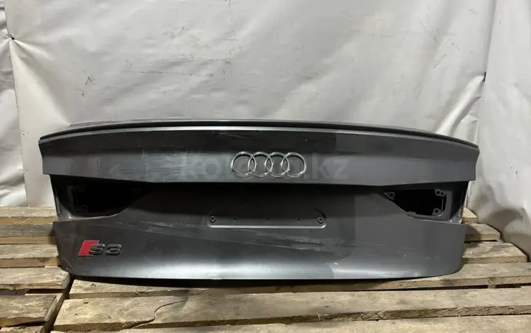 Крышка багажника Audi A3 S3 2012-2021 за 120 000 тг. в Алматы