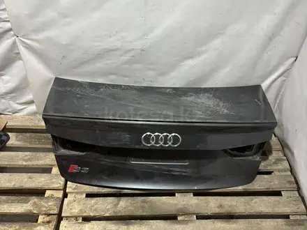Крышка багажника Audi A3 S3 2012-2021 за 120 000 тг. в Алматы – фото 3