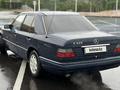 Mercedes-Benz E 220 1994 года за 2 700 000 тг. в Шымкент – фото 5