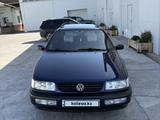 Volkswagen Passat 1995 года за 2 500 000 тг. в Шымкент