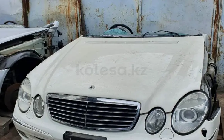 Передняя часть Мерседеса 211 за 3 000 тг. в Алматы