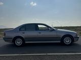 BMW 523 1996 года за 2 900 000 тг. в Шымкент – фото 4