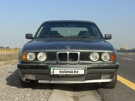 BMW 520 1992 года за 1 600 000 тг. в Алматы