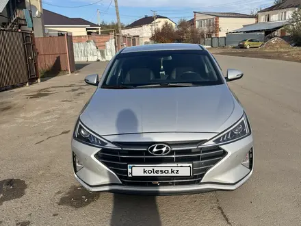 Hyundai Elantra 2019 года за 8 700 000 тг. в Астана