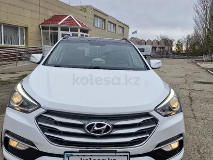 Hyundai Santa Fe 2018 года за 12 000 000 тг. в Астана
