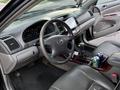 Toyota Camry 2004 годаүшін5 600 000 тг. в Актобе – фото 21
