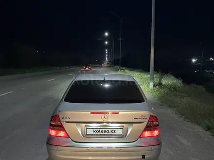 Mercedes-Benz E 55 AMG 2003 года за 11 000 000 тг. в Шымкент – фото 4