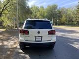 Volkswagen Touareg 2008 годаүшін6 800 000 тг. в Алматы – фото 4