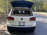 Volkswagen Touareg 2008 годаүшін6 800 000 тг. в Алматы – фото 5