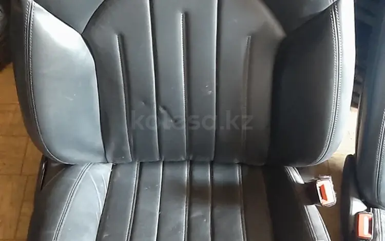 Сиденья на Audi A8 D4, только перед за 200 000 тг. в Алматы
