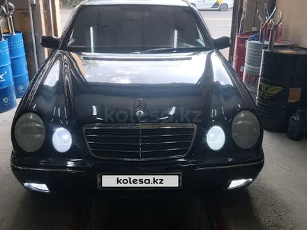 Mercedes-Benz E 280 1997 года за 4 300 000 тг. в Алматы – фото 5