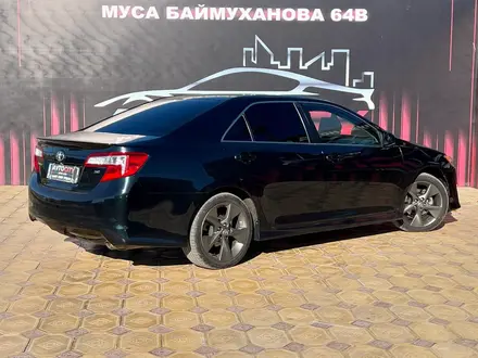 Toyota Camry 2014 года за 8 800 000 тг. в Атырау – фото 10