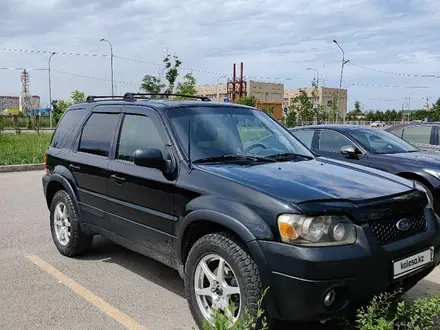 Ford Escape 2004 года за 4 000 000 тг. в Алматы