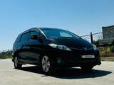 Toyota Estima 2008 годаfor7 500 000 тг. в Атырау