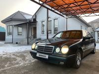 Mercedes-Benz E 230 1997 года за 2 700 000 тг. в Алматы