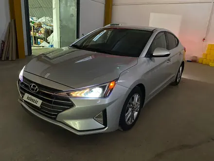 Hyundai Elantra 2019 года за 6 000 000 тг. в Атырау – фото 7