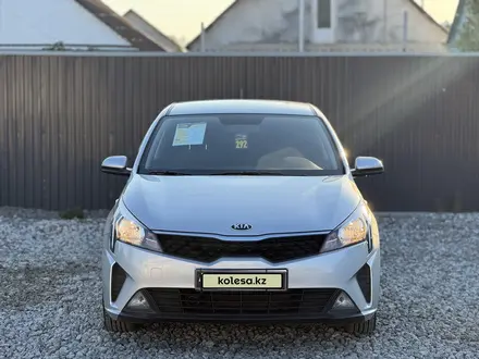 Kia Rio 2021 года за 8 500 000 тг. в Актобе – фото 2