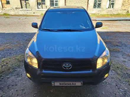 Toyota RAV4 2007 года за 7 400 000 тг. в Караганда