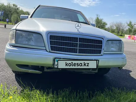 Mercedes-Benz C 220 1993 года за 1 600 000 тг. в Петропавловск – фото 4