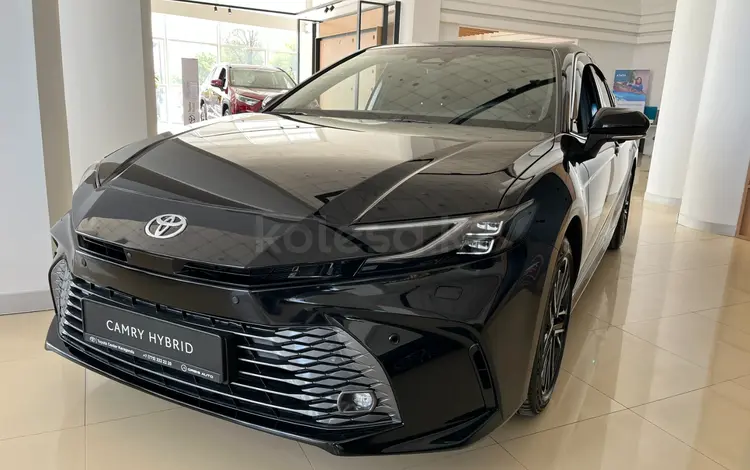 Toyota Camry Luxe 2024 года за 23 790 000 тг. в Караганда