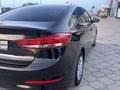 Hyundai Elantra 2018 года за 5 200 000 тг. в Уральск – фото 11