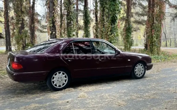 Mercedes-Benz E 280 1996 года за 1 500 000 тг. в Алматы