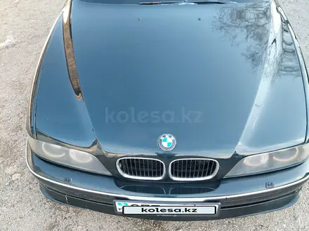 BMW 528 1997 года за 3 100 000 тг. в Сатпаев – фото 27