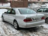 Mercedes-Benz E 320 2001 года за 4 000 000 тг. в Астана – фото 3
