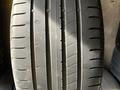 255/40/18 один баллон бу гудиер за 35 000 тг. в Алматы