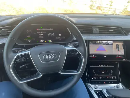 Audi e-tron 2022 года за 33 000 000 тг. в Алматы – фото 11