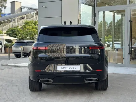 Land Rover Range Rover Sport 2022 года за 69 700 000 тг. в Алматы – фото 5
