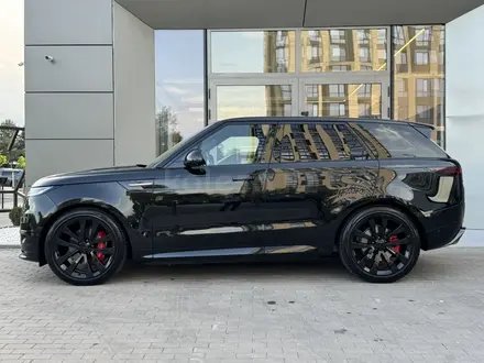 Land Rover Range Rover Sport 2022 года за 69 700 000 тг. в Алматы – фото 6