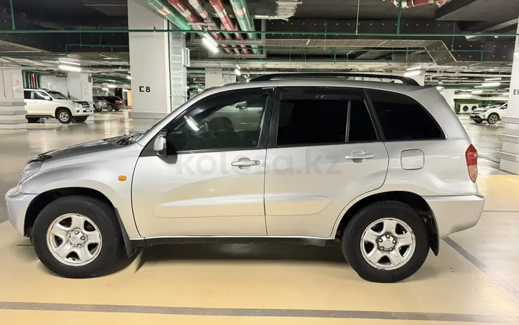 Toyota RAV4 2001 годаfor3 500 000 тг. в Астана