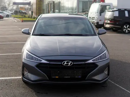 Hyundai Elantra 2018 года за 7 490 000 тг. в Тараз – фото 2